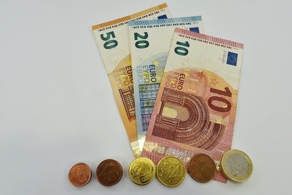 Pénzügy és számlázás